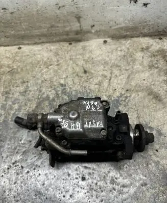 Volkswagen PASSAT B4 Fuel injection high pressure pump 0460404977 038130107D