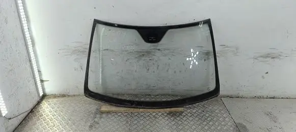 Mercedes-Benz CLK A209 C209 Front windscreen/windshield window 43R001126