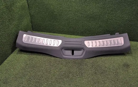 Renault Koleos II Tailgate trim B27800ZG010