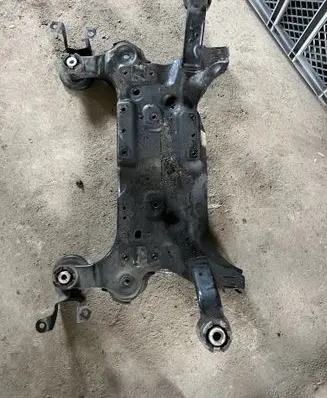 Chrysler Grand Voyager V Front subframe