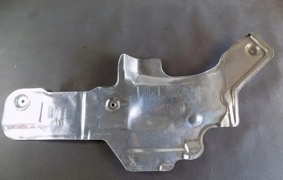 Volkswagen Phaeton Exhaust heat shield 3D0825641G