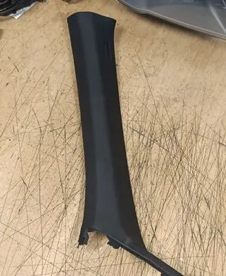 BMW 7 F01 F02 F03 F04 (A) pillar trim 7112735