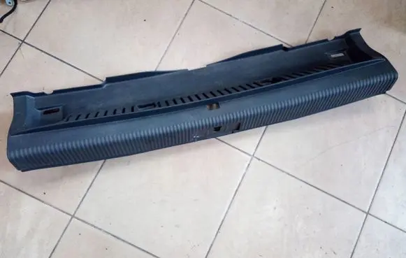 Volkswagen Golf Plus Trunk/boot sill cover protection 5M0863459C