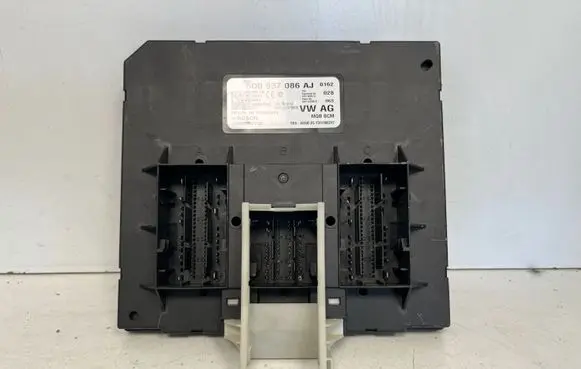 Volkswagen PASSAT B8 Comfort/convenience module 5Q0937086AJ
