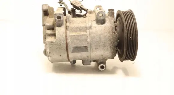 Renault Megane II Air conditioning (A/C) compressor (pump) 8200939386
