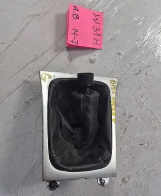 Opel Astra G Jacking socket point 5652545
