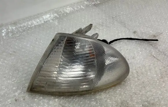 BMW 3 E46 Front indicator light 