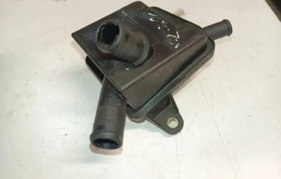 Citroen C8 Breather/breather pipe/hose 9638961080
