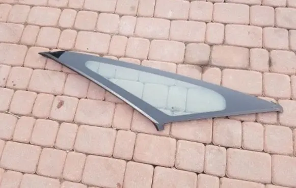 Opel Zafira C Sliding door window/glass 000262