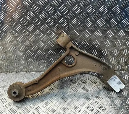 Opel Movano B Front lower control arm/wishbone 93197215