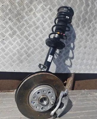 Audi Q3 F3 Front wheel hub spindle knuckle 5Q0407258C