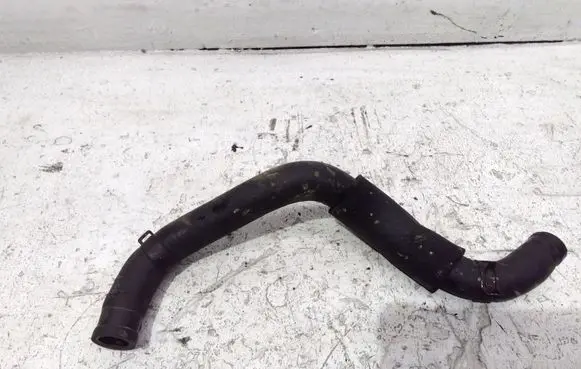 Hyundai Santa Fe Engine coolant pipe/hose