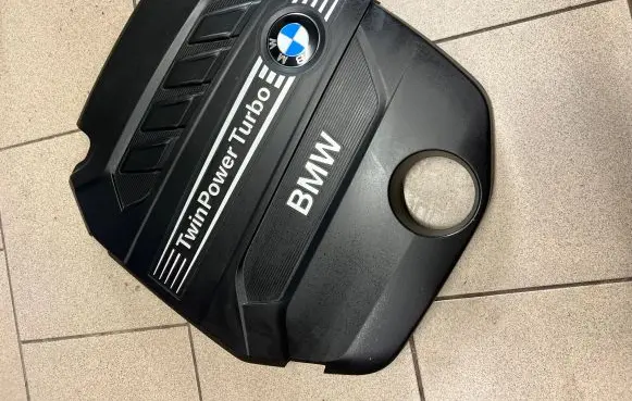 BMW 1 F20 F21 Engine cover (trim) 7810800