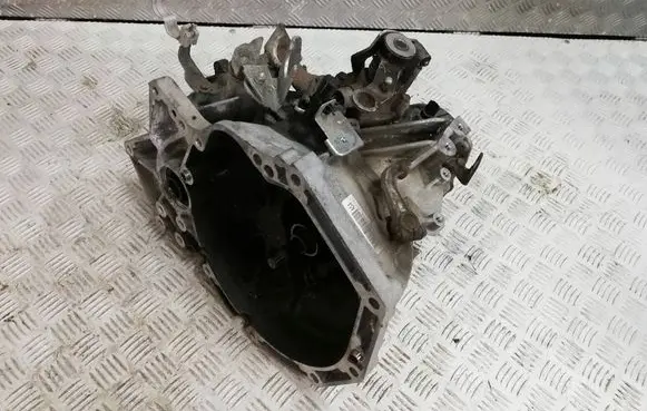 Suzuki Swift III Manual 5 speed gearbox