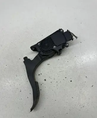 Seat Ibiza III (6L) Accelerator throttle pedal 6Q1721503F 0280755063