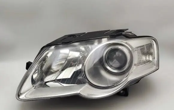 Volkswagen PASSAT B6 Headlight/headlamp 3C0941005S 89316391