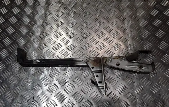 Toyota Corolla Verso AR10 Radiator support slam panel