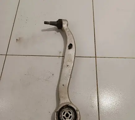 Chevrolet Camaro Front lower control arm/wishbone 22974140