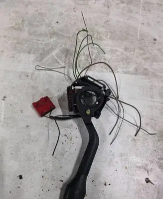 Volkswagen Polo III 6N 6N2 6NF Wiper control stalk 6N0953503