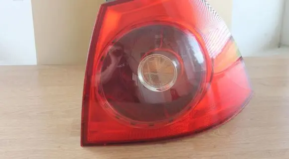 Volkswagen Golf V Rear/tail lights 1K6945096N
