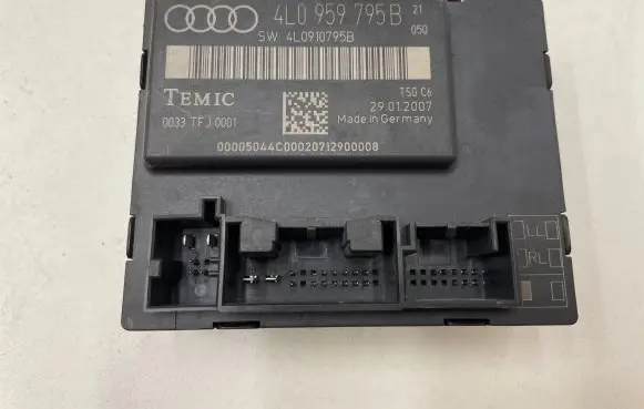 Audi Q7 4L Door control unit/module 4L0959795b