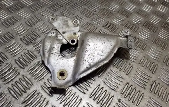 Audi A3 S3 8V Exhaust heat shield 04E253041J