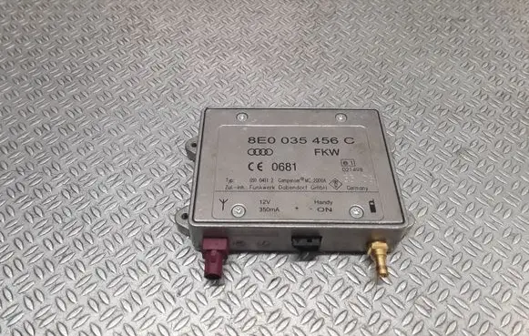 Audi Q7 4L Aerial antenna amplifier 8E0035456C