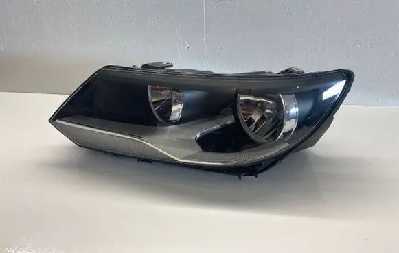 Volkswagen Tiguan Headlight/headlamp 5N1941005C 1EL01074901