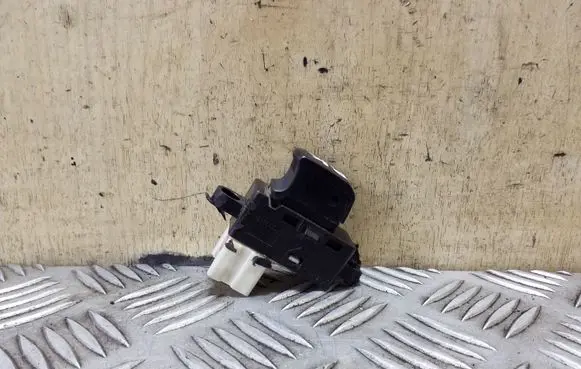 Subaru Outback Electric window control switch