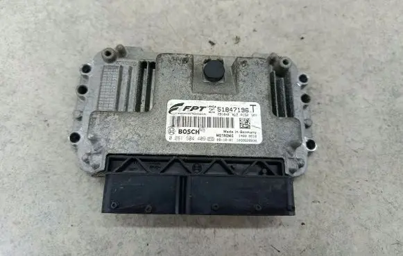 Alfa Romeo Mito Engine control unit/module ECU 51847196T