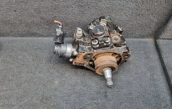 Audi A6 Allroad C6 Fuel injection high pressure pump 059130755S 059130755L