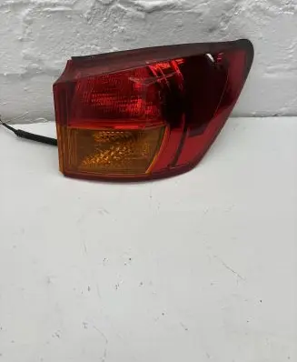 Lexus IS 220D-250-350 Rear/tail lights 