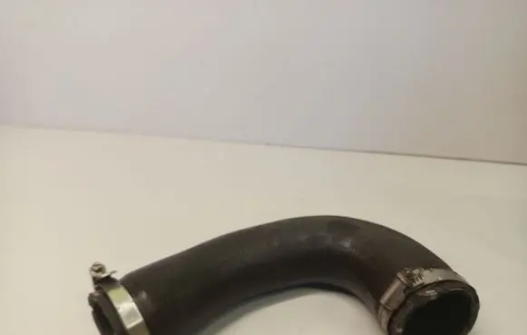 Audi Q5 SQ5 Intercooler hose/pipe 8R0145709H