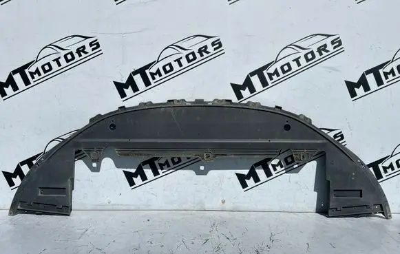 Volvo V70 Front bumper skid plate/under tray 30655172