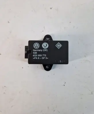 Skoda Fabia Mk1 (6Y) Seat control module 6Q0959772