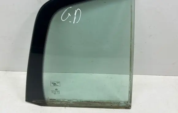Volkswagen Golf Plus Rear side window DOT24M68AS2 E000255 43R00048