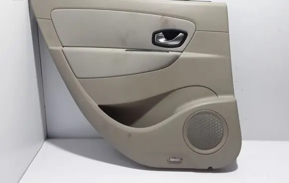 Renault Scenic III - Grand scenic III Rear door card panel trim 829A10258R