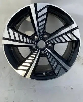 MG ZS R17 alloy rim 