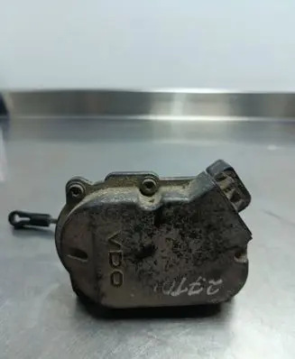 Audi A4 S4 B7 8E 8H Intake manifold valve actuator/motor A2C53022854