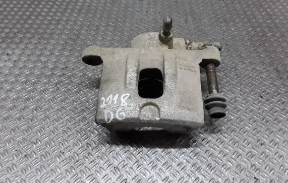 Mitsubishi Lancer Rear brake caliper