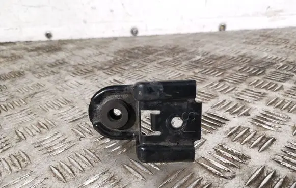 Subaru Forester SK Radiator support slam panel bracket 