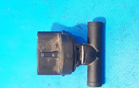Ford Mondeo Mk III Turbo air boost pressure sensor 110R017262