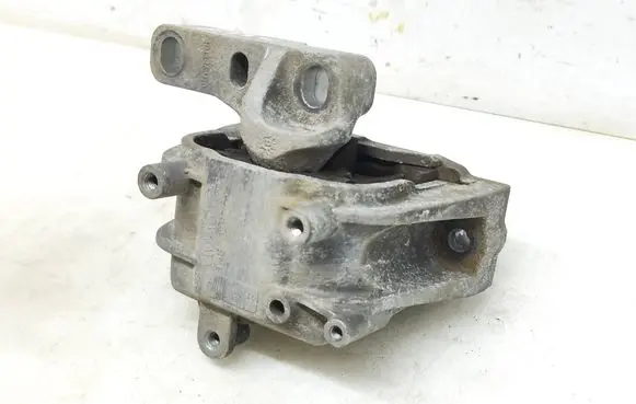 Audi TT TTS Mk2 Engine mount bracket 1K0199262CM