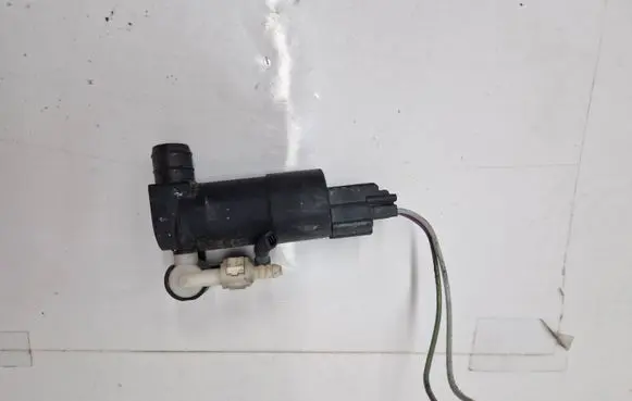 Ford Focus Windscreen/windshield washer pump