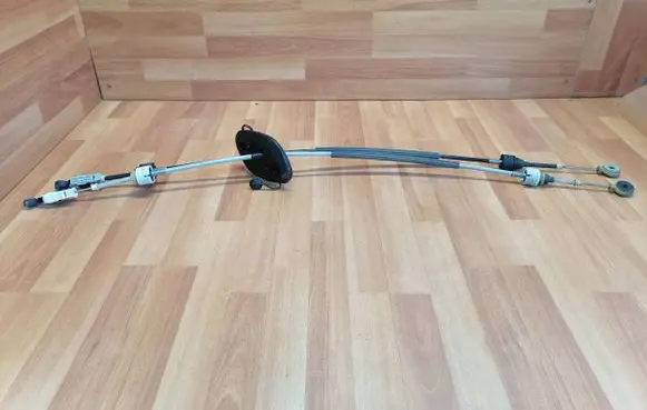 Opel Astra K Gear shift cable linkage 55512236