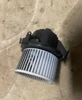Opel Mokka B Heater fan/blower KY333002