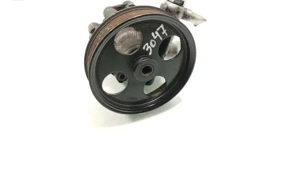 Opel Insignia A Power steering pump 55553329