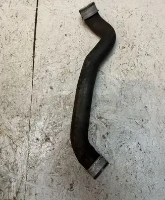 Mercedes-Benz CLS C218 X218 Engine coolant pipe/hose A2125014784