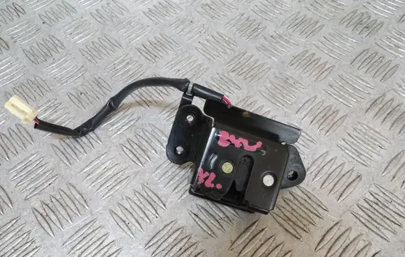Ford Maverick Tailgate/trunk/boot lock/catch/latch 