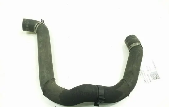 Mercedes-Benz B W245 Engine coolant pipe/hose A1695011182